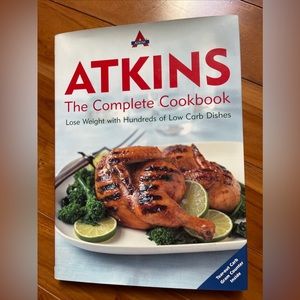Atkins: The Complete Cookbook: Lose Weight with Hundreds of Low Carb Dishes: New